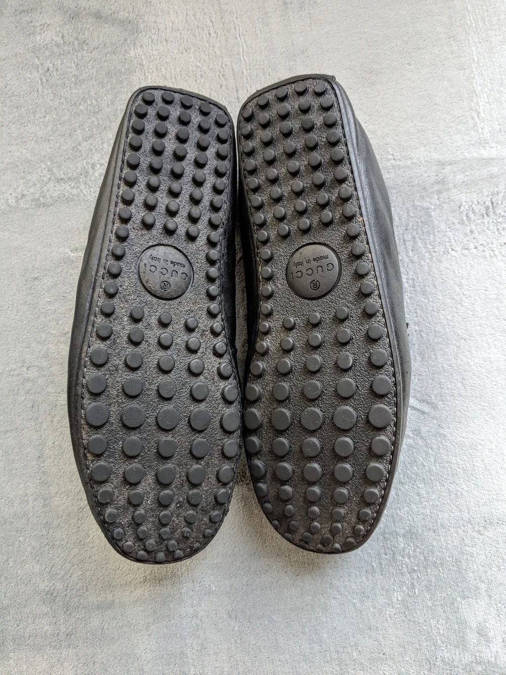 Gucci Men’s Black Leather Horsebit Loafers with Green-Red Web US 9.5